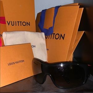 Men’s oversized Prada Sunglasses